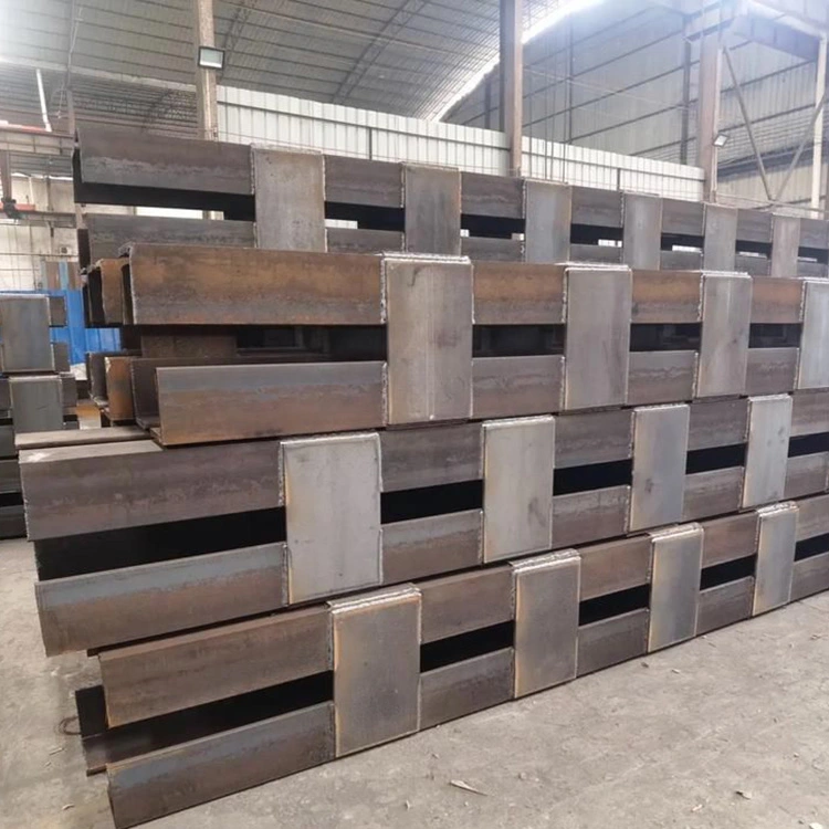 Quadrilateral Lattice Column